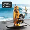 Adorno para Coche Oso Surfeando Figura de Dibujos Animados Creativa Fabricante Transfronterizo Personalización OEM