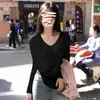 Camiseta blanca holgada de manga corta estilo coreano para mujer, cuello en U grande, fina, adelgazante, de color liso, combina con todo.