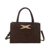 Bolsa Feminina Transfronteiriça 2026 Bordado Malha de Diamante Moda Pequena Quadrada Estilo Horizontal Novo Toque de Alto Padrão Bolsa de Ombro Transversal Bolsa de Ombro Único de Mão