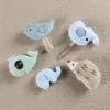 Broche de Peluche de Animales Grandes y Pequeños de Dibujos Animados Muñeca Cadena Colgante Chirriante Llavero Colgante Pequeño Pasador Joyería