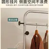 Cabide com bolsa de tecido, camada dupla, grande capacidade, prateleira de armazenamento de guarda-roupa conveniente para uso doméstico na sala de estar e no quarto, varal de roupas, cabide de roupas