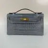 Bolso Kelly con Patrón de Cocodrilo 22cm Cosido a Mano con Hilo Encabezado Herrajes de Acero Lujo Ligero Cuero Genuino Bolso de Mano para Mujer Bolso Tote de Primera Capa de Piel de Vaca