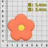 Goma Blanda de PVC Flores de Dibujos Animados Coloridas Accesorios para Fundas de Teléfono Móvil Bolsas Ropa Zapatos Accesorios Parches Decoraciones Colección