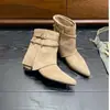 2026 Botas de Moda Destacáveis Botas Curtas Femininas Cinto Retrô Barra de Calça Camurça Moda Outono Inverno Bico Fino Fivela Empilhada Sensação