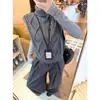 Suéter sem mangas de tricô com tranças e gola alta, reversível, novo estilo Outono/Inverno 2025 para mulheres, suéter colete de abotoamento simples, estilo coreano