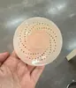 Populars protetores de mamilo invisíveis, em formato de ameixa, embutidos, de silicone sólido, com perfurações em espiral para respirabilidade, adequados para vestidos de noiva e trajes de banho.