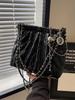 Bolso plisado de moda para mujer, novedad de verano 2024, bolso de hombro sencillo y de alta gama, bolso cruzado versátil de moda.