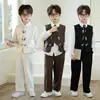 Novo Terno Estilo Chinês para Meninos com Bordado de Panda, Roupa Tradicional Chinesa para Crianças, Conjunto de Colete para Apresentação