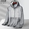 Ropa Protectora Solar con Capucha Camuflada de Moda Verano Exterior para Hombre Secado Rápido Transpirable Chaqueta Delgada Ropa Protectora Solar