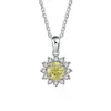 Collar de Girasol de Plata 925 de Lujo Ligero Nicho Moissanita Colgante Mujeres de Alto Grado Combinación con Todo Cadena Clavicular Copo de Nieve Joyería Mujeres