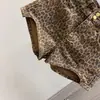 Estilo Americano Chica Atrevida Cintura Alta Estampado de Leopardo Dos Botones Pantalones Cortos de Mezclilla para Mujer Verano Nuevos Pantalones de Pierna Ancha Línea A Adelgazantes Pantalones Cortos Atrevidos