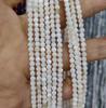 Perla de concha natural de mariposa blanca, cuentas de concha amarilla de 2 mm, cuentas sueltas, collar, pulsera, horquilla, accesorios al por mayor