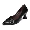 Otoño 2026 Nuevo Estilo Europeo y Americano Hebilla Cuadrada Temperamento Versátil Moda Adelgazante Tacón Alto Stiletto Punta Fina Punta Cerrada Zapatos de Salón para Mujer