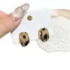 Nuevos Pendientes Pequeños de Moda, de Nicho, Únicos para Adelgazar el Rostro, con Personalidad Única, Aros de Aro en Forma de C de Lujo Ligero de Gama Alta con Estampado de Leopardo