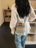 Bolsa Transversal de Tecido Listrada Arco-Íris Moda Tendência Verão 2026 com Design Único de Contraste de Cores Bolsa de Praia