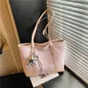 Bolso de Hombro Grande de Alta Gama Transfronterizo para Mujer 2026 Nuevo Bolso Tote de Moda Versátil de Nicho