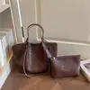 Bolso de axila tejido de alta gama retro transfronterizo, bolso de mano versátil simple y elegante, bolso de hombro ligero de lujo moderno y chic
