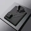 Recomendación de Venta Caliente: Tela de Alta Calidad con Tintes en Hilo Estilo Business Ligero Camisa de Manga Larga de Moda Lluvia de Meteoros para Hombre