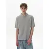 Camiseta Henley de Malha Básica com Manga Curta, Gola Redonda, Caimento Quadrado, Três Cores, Pedra de Cristal Respirável para o Verão, Estilo Old Money, Tendência para Homens
