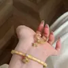Anel Vintage Retrô Estilo Flor Antiga Trevo de Quatro Folhas, Leve Luxo Toque de Alto Padrão, Pesado Escovado Ajustável Cravejado de Diamantes Anel Feminino