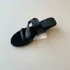 Versão em Couro Macio~Chinelos Elegantes de Salto Anabela de Tira Única em Estilo Retrô Francês Simples para Uso Externo, Sandálias de Camurça Elegantes com Bico Aberto e Redondo