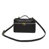 Bolsa de almuerzo para mujer, chapada en oro, nuevo estilo 2026, bolso cruzado, artículo popular de otoño/invierno, bolso de hombro moderno y a la moda, estilo Hong Kong, de alta gama