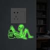 Nuevas Pegatinas Halloween Luminiscentes en la Oscuridad, Bruja Calavera Aterradora Pegatinas Creativas para Interruptor de Dormitorio, Accesorios de Broma Aterradores para Fiestas