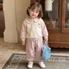 Conjunto de sudadera y pantalón de chándal para bebé, nuevo y moderno atuendo deportivo casual de otoño para niños, conjunto de dos piezas para bebés, temporada de primavera y otoño