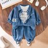 Traje de Primavera y Otoño para Niños 2025 Nuevo Estilo Chaqueta de Mezclilla de Manga Larga de Tres Piezas Ropa para Niño Pequeño a la Moda