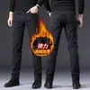 Novos Jeans Pretos Italianos para Homens 2026, Corte Reto Slim Fit, Stretch, Calças Casuais de Alta Qualidade, Forradas com Lã para Outono e Inverno