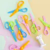 Tijeras de plástico para cortar papel para niños de preescolar y estudiantes, corte de papel DIY, seguras y no peligrosas para las manos, tijeras pequeñas al por mayor