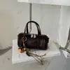 Bolso de Mano de Alta Gama Transfronterizo Elegante de Nicho para Mujer 2026 Nueva Moda Otoñal Bolso Tote Pequeño Cruzado para el Trabajo y el Viaje