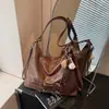 Mochila Transfronteriza de Alta Gama de Gran Capacidad Diseño Pequeño de Nicho Sentido Invernal Bolso de Mujer Hombro Único Cruzado Multiusos Mochila para Viajes Diarios