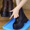 Botas Martin de suela gruesa para mujer 2026 Otoño/Invierno nuevo estilo con felpa cálidas antideslizantes botines versátiles para personas bajas que aumentan la altura botas de una sola pieza
