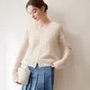 Bai Cai Rong Otoño e Invierno Nuevo Color Sólido Tejido de Cachemir Holgado Adelgazante Versátil Top Cuello en V Hueco Abrigo
