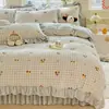Juego de Cama de Encaje y Terciopelo de Leche con Faldón de Cama Cuatro Piezas Invierno Cálido Juego de Sábana Polar de Doble Cara Sábana Ajustada Juego de Polar Espesado Venta al por Mayor