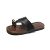 Sandalias deslizantes de moda y con estilo para niñas con estampado de leopardo 2026 Verano Nuevo Anillo Metálico en el Dedo del Pie Sandalias Romanas Versátiles