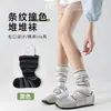 Calcetines holgados a rayas de bloques de color de moda para mujer, estilo fino de primavera y otoño, sin costuras, antibacterianos, transpirables, resistentes al olor, calcetines de media pantorrilla, modernos y adelgazantes
