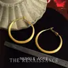 Pendientes de Aro Retro Cepillados Mate Dorados Estilo Mid-Century Ligeros Vintage, Elegantes, Sencillos y de Alta Gama
