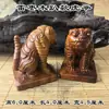 Figura de tigre em madeira de jujuba atingida por raio taoísta natural com fortes marcas de raio, figura de tigre em madeira de jujuba esculpida à mão para decoração de casa, figura de tigre preto