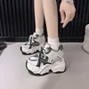 Nuevas zapatillas deportivas para mujer 2026 antideslizantes, que aumentan la altura, cómodas y elegantes, perfectas para primavera y otoño, versátiles zapatos chunky de suela gruesa