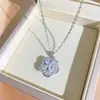 Nuevo Collar Giratorio de Trébol de Cuatro Hojas de Acero de Titanio para Mujer, Cadena de Clavícula de Moda Completamente Diamantada, Incrustación Exquisita de Circonita, Joyería Ultra Brillante