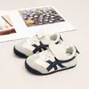 Zapatos Agan para Niños 2026 Otoño Nuevo Estilo Zapatos Deportivos de Moda para Niñas Niños Suela Suave Zapatos Blancos Zapatos Casuales