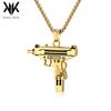 Hip-hop hiphop transfronterizo europeo y americano Uzi metralleta personalidad collar de acero de titanio para hombre colgante de nicho moderno