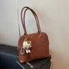 Bolso Retro Transfronterizo para Mujer con Acabado de Alta Gama, Nuevo Bolso de Hombro de Concha de Gran Capacidad Tendencia Otoño 2026
