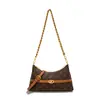 Bolso de Hombro con Monograma en Forma de Media Luna para Mujer 2026 Nuevo Bolso de Cadena Francés con Acabado de Alta Gama, Bolso de Hombro Cruzado Único, Estilo de Lujo Ligero