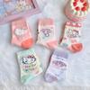 Meias Sanrio Femininas de Cano Médio Cyber Celebridade ins Tendência Desenho Animado Fofas Estudantes Versátil Fofas Estilo College Japonês