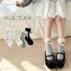 Calcetines para niños para otoño e invierno con bordes rizados y lazos, adecuados para niñas y bebés, estilo Lolita, calcetines de media pantorrilla sin presión
