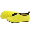Nuevos zapatos y calcetines de playa para snorkel para hombres, mujeres y niños, adecuados para buceo y natación, con suelas blandas, de secado rápido, antideslizantes y resistentes a cortes, fabricados por un fabricante de zapatos de vadeo