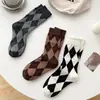 Meias com Padrão de Diamante para Mulheres, Comprimento Médio da Panturrilha, Outono e Inverno, Estilo Tendência de Celebridade da Internet, Meias Longas JK para Primavera e Outono, Meias Longas de Cano Alto para Estudantes, Fashion